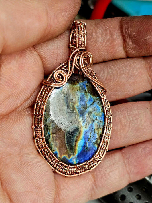 Spectorlite Labradorite pendant